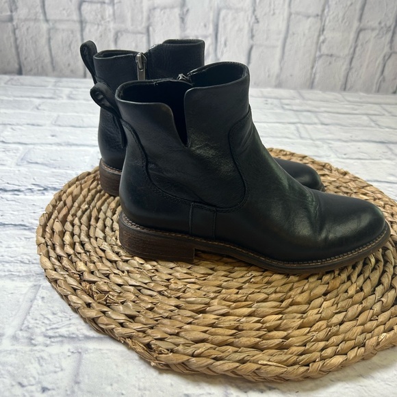 Franco Sarto Black Leather Ankle Boots. Womens Size 6. Cabincore. - Picture 3 of 10